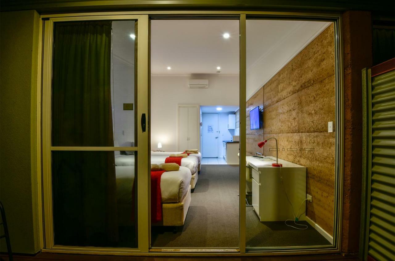 Crossroads Ecomotel พอร์ตออกัสตา ภายนอก รูปภาพ
