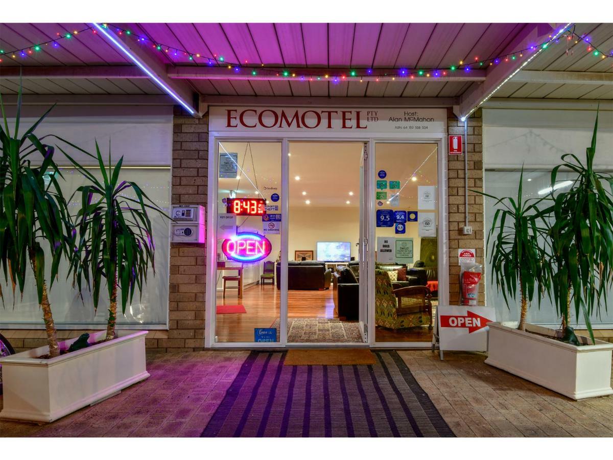 Crossroads Ecomotel พอร์ตออกัสตา ภายนอก รูปภาพ